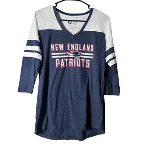 ✨NFL TEAM APPAREL Women’s L New England Patriots V-Neck Jersey Shirt Navy White